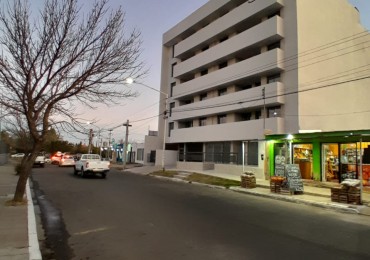 VENDE DEPARTAMENTO FRENTE AL SHOPING