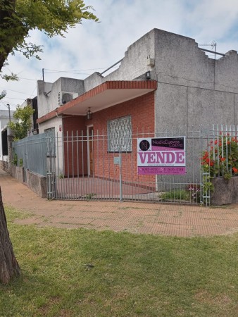Venta Casa 3 Ambientes Haedo 