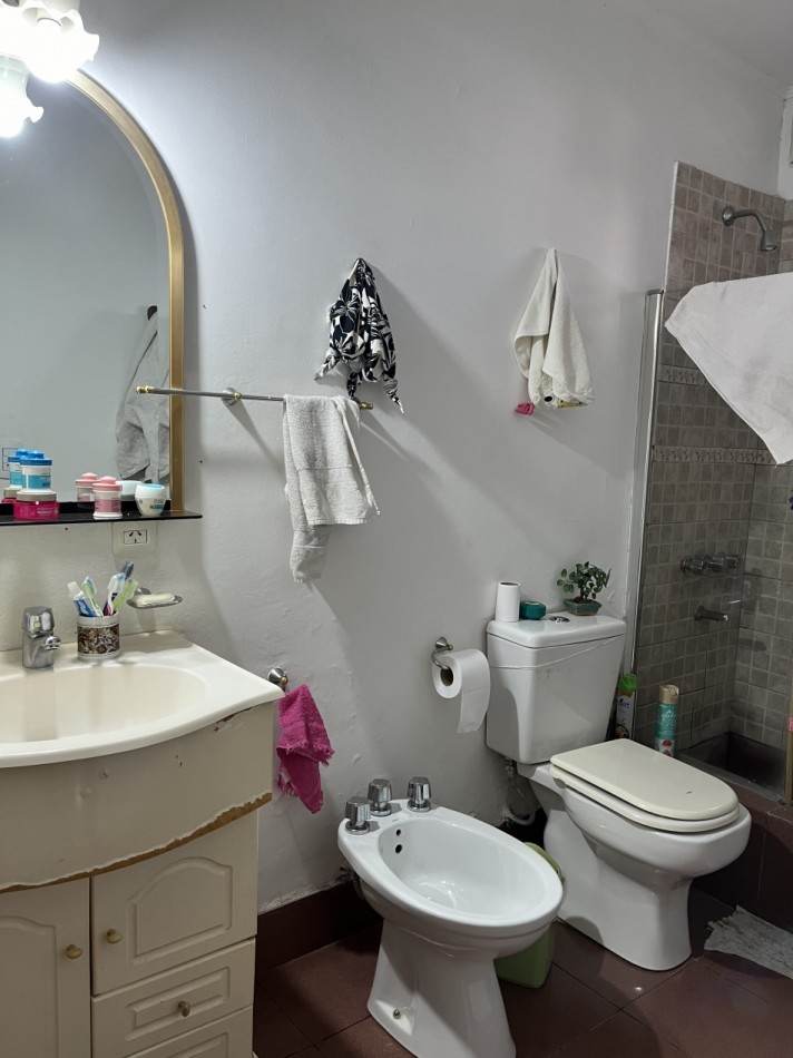 Casa 4 amb  + Dpto 2 amb Ciudadela Excelente Oportunidad