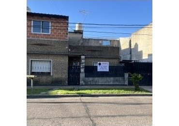 Casa 4 amb  + Dpto 2 amb Ciudadela Excelente Oportunidad
