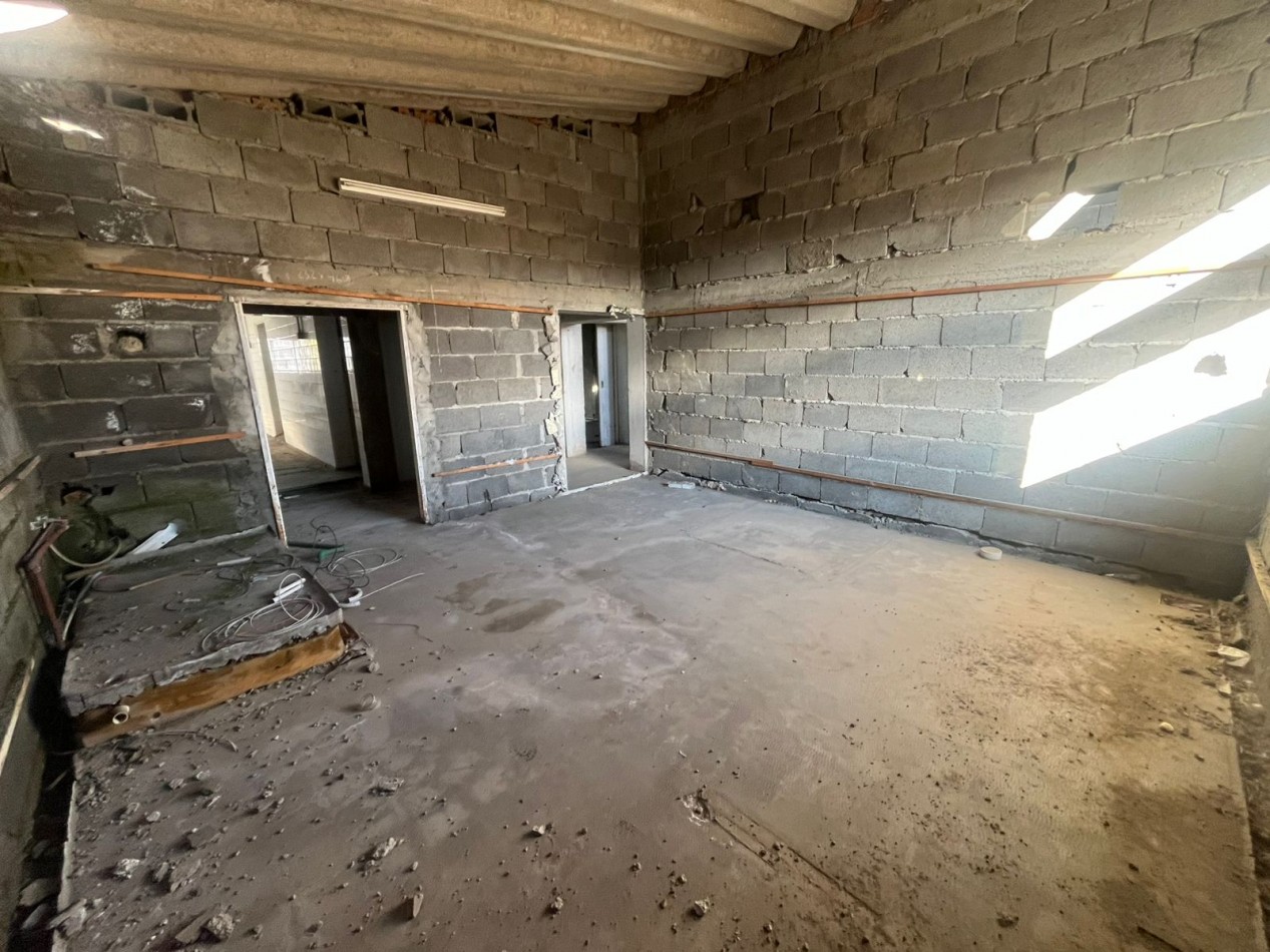 ALQUILER DEPOSITO 300MTS C/ LOCAL COMERCIAL A LA CALLE- FAGNANO AL 1400