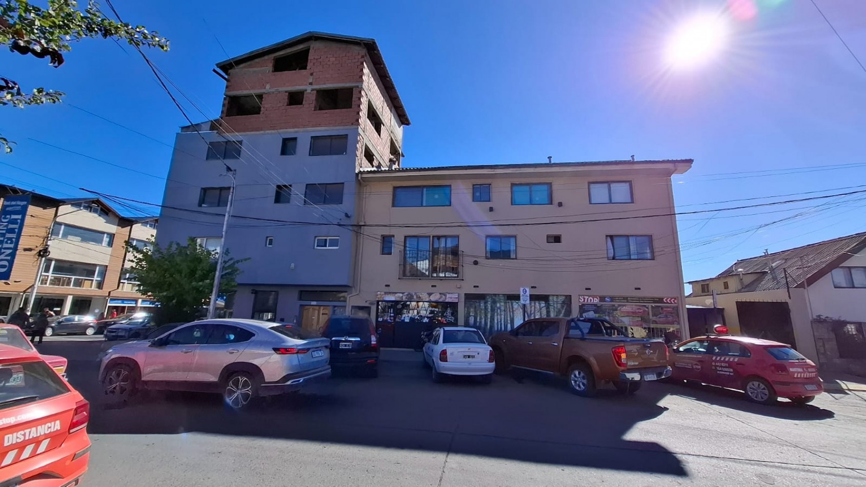 ALQUILER PISO, CON 6 HABITACIONES/OFICINAS