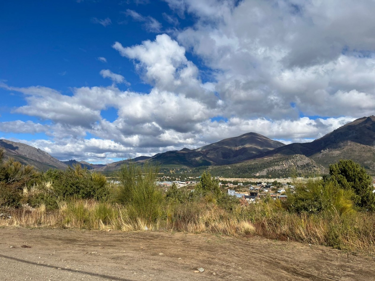 LOTE VALLE AZUL : plano y limpio 