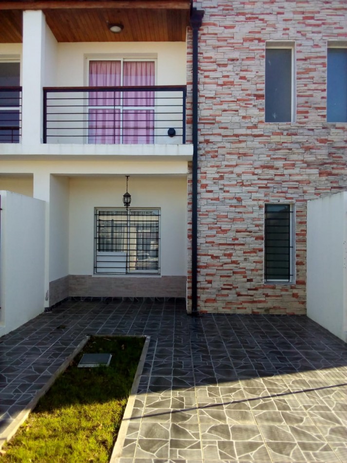 DUPLEX DE 3 AMB. EN PARQUEMAR, MIRAMAR