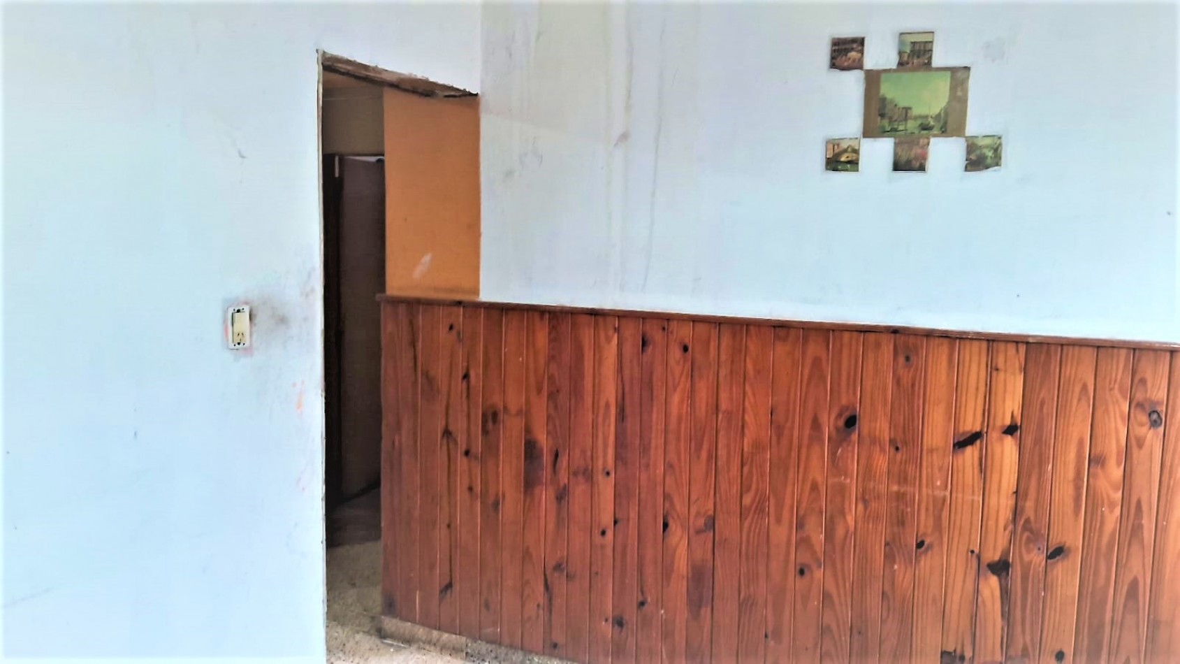 CASA Y LOCAL o GARAGE, SOBRE LOTE PROPIO EN MORON PERMUTA