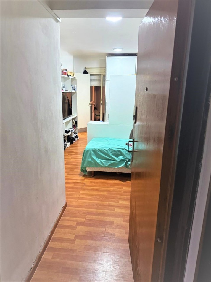 MONOAMBIENTE DE 33 M2 TOTALES EN RECOLETA CON PATIO PROPIO