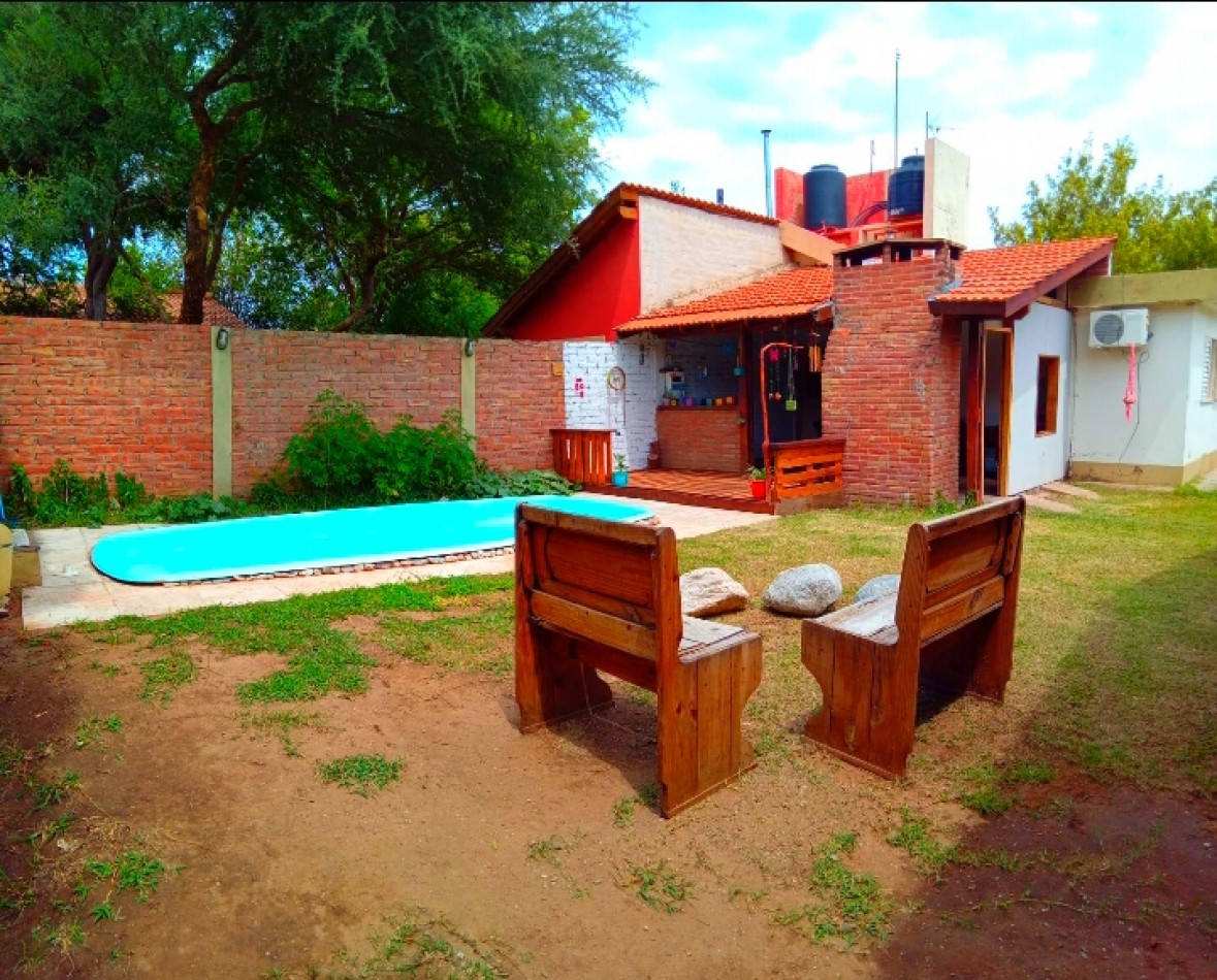 SE VENDE CASA MAS DEPARTAMENTO EN SAN LUIS.