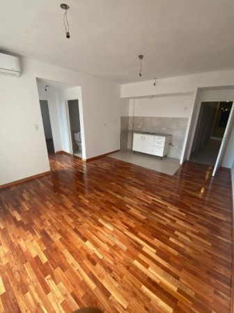 DEPARTAMENTO 2 AMBIENTES AL CONTRA FRENTE CON BALCON A ESTRENAR, 48m2. WILDE, AVELLANEDA.