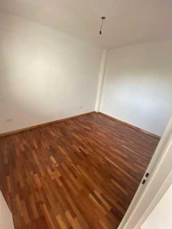 DEPARTAMENTO 2 AMBIENTES AL CONTRA FRENTE CON BALCON A ESTRENAR, 48m2. WILDE, AVELLANEDA.