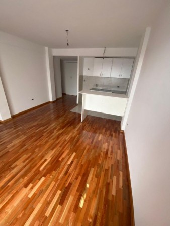 DEPARTAMENTO MONOAMBIENTE CON BALCON FRANCES A ESTRENAR, 37m2. WILDE, AVELLANEDA.