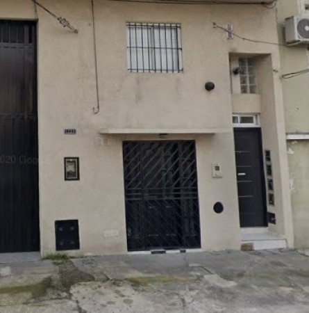 DEPARTAMENTO 2 AMBIENTES, PLANTA BAJA AL FRENTE. 37M2. LANUS OESTE.