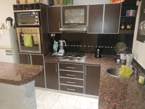 EXCELENTE DEPARTAMENTO 2 AMBIENTES TIPO LOFT AL FRENTE CON BALCON. LANUS OESTE.