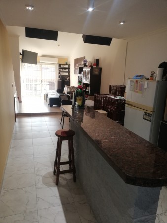 EXCELENTE DEPARTAMENTO 2 AMBIENTES TIPO LOFT AL FRENTE CON BALCON. LANUS OESTE.