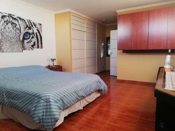 EXCELENTE DEPARTAMENTO 2 AMBIENTES TIPO LOFT AL FRENTE CON BALCON. LANUS OESTE.