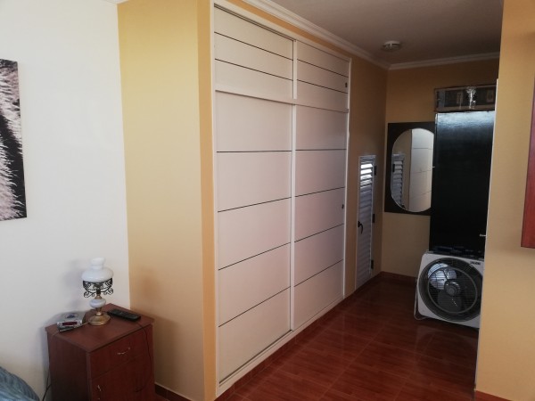 EXCELENTE DEPARTAMENTO 2 AMBIENTES TIPO LOFT AL FRENTE CON BALCON. LANUS OESTE.