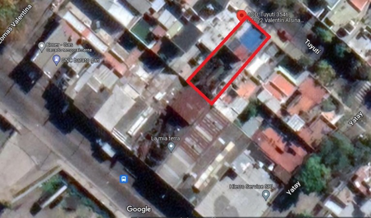 CASA DE 3 AMBIENTES EN DOS TERRENOS CON COCHERA Y FONDO LIBRE SALIDA A DOS CALLES, 486M2
