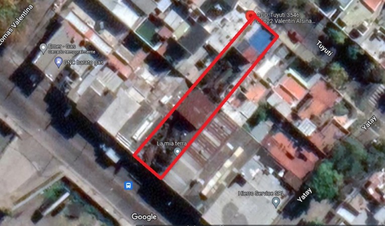 CASA DE 3 AMBIENTES EN DOS TERRENOS CON COCHERA Y FONDO LIBRE SALIDA A DOS CALLES, 486M2