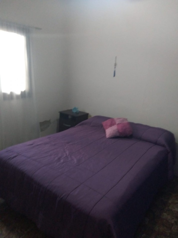 CASA CON PLANTA ALTA Y GARAGE