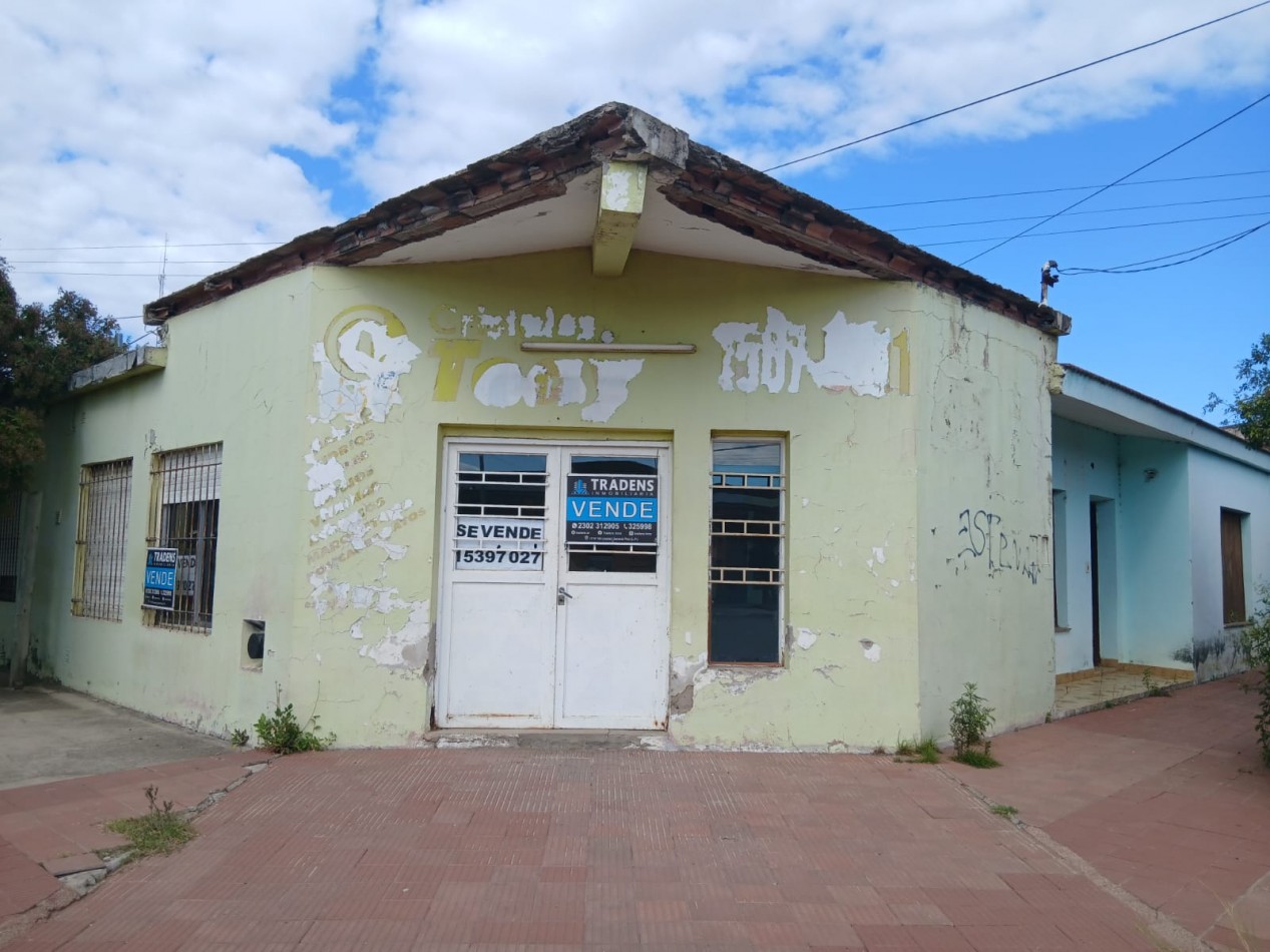 CASA CON LOCAL EN TOAY (L.P.)