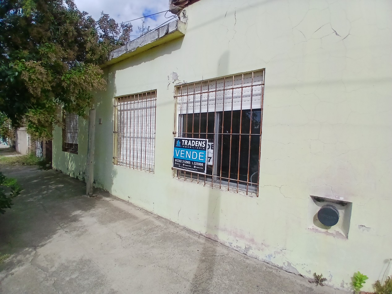 CASA CON LOCAL EN TOAY (L.P.)