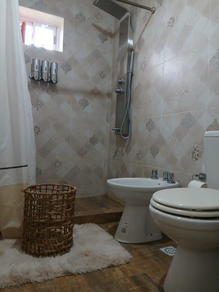 CASA QUINTA CON PILETA