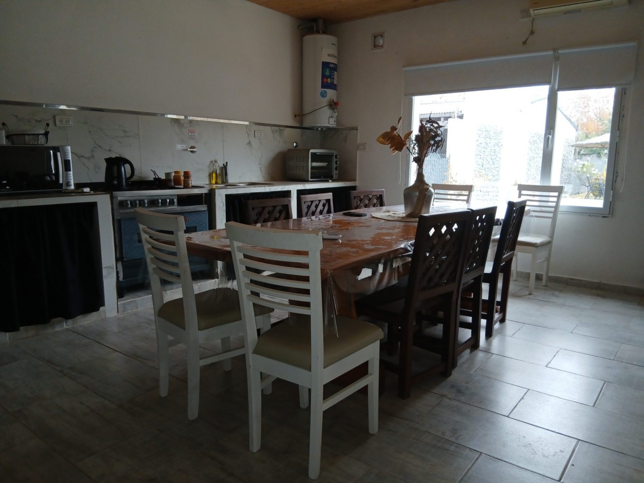 CASA QUINTA CON PILETA