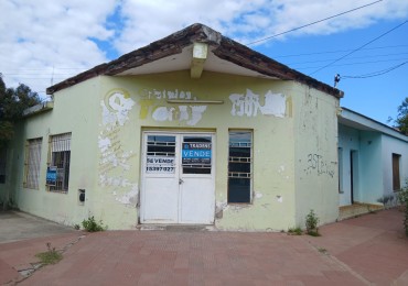 CASA CON LOCAL EN TOAY (L.P.)