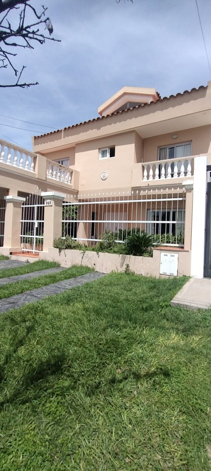 Casa en GRAND BOURG - Salta capital 